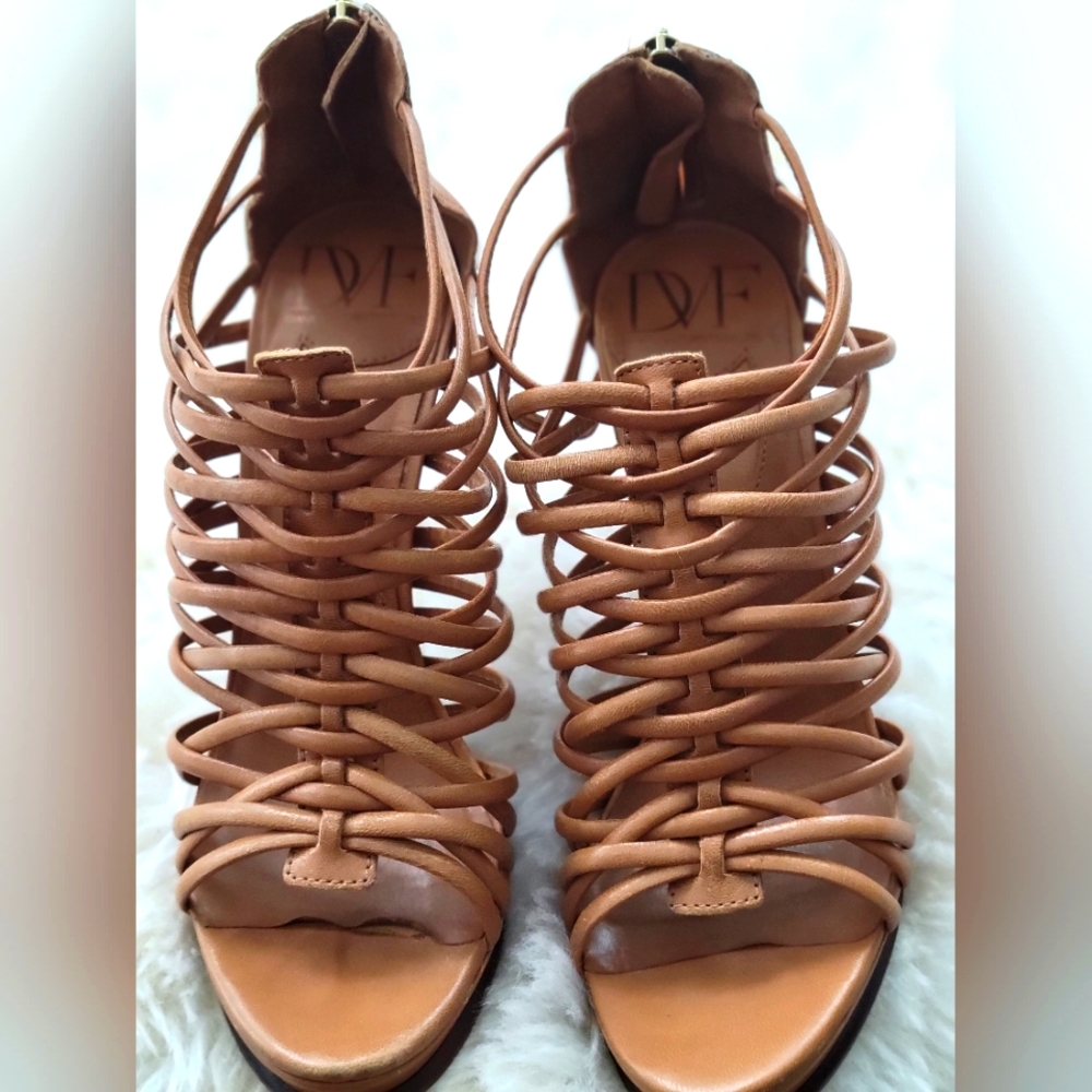 DVF Leather Sandals Sz 7.5